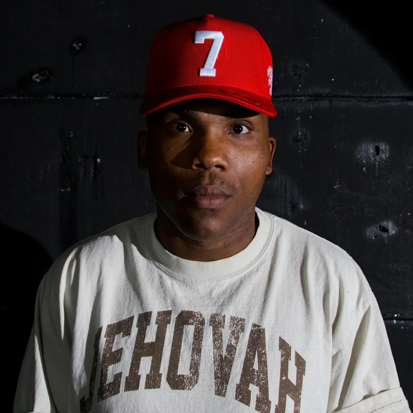 ‘7’ Premium SnapBack - Red/White - Image 8