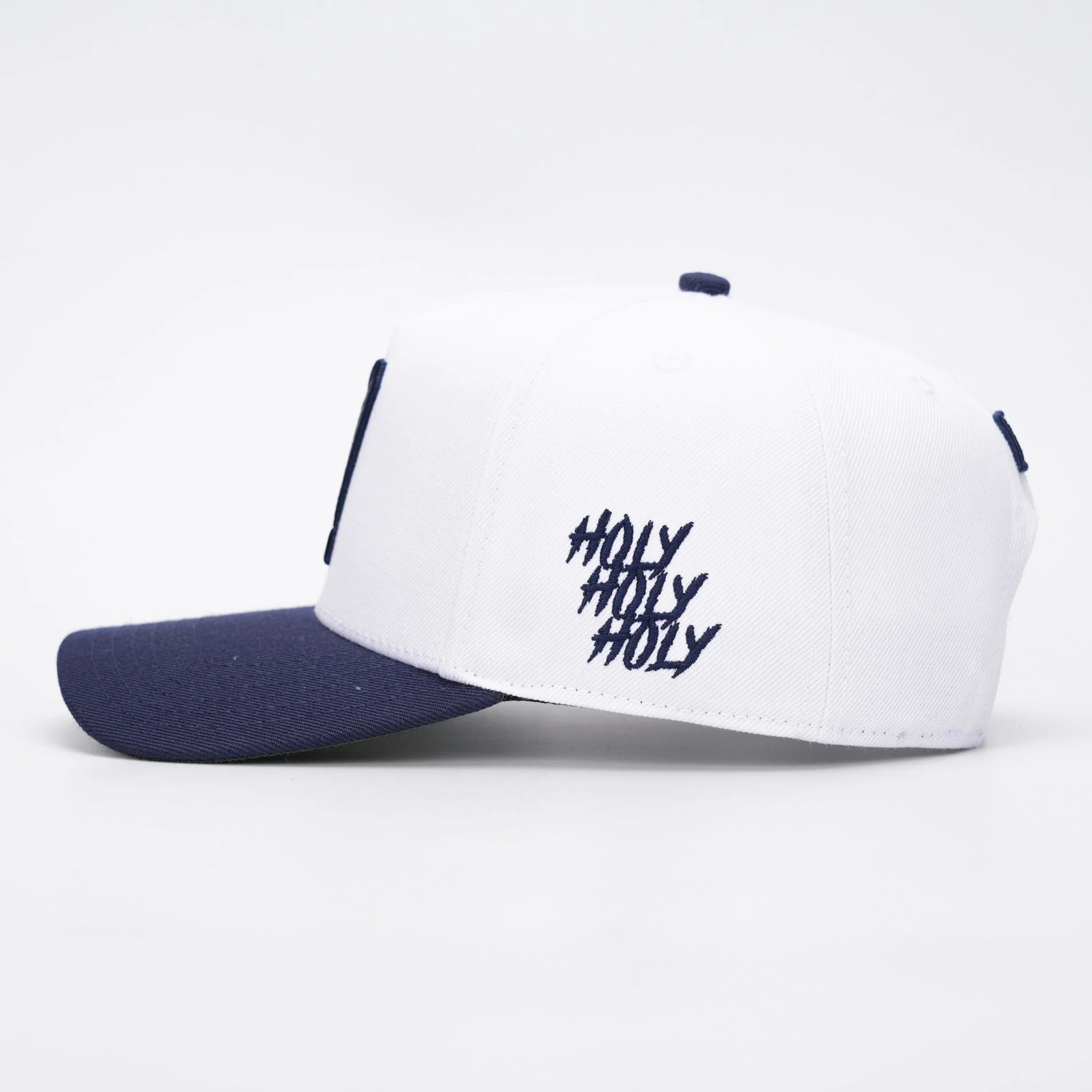 ‘7’ Premium SnapBack - White/Navy - Image 4
